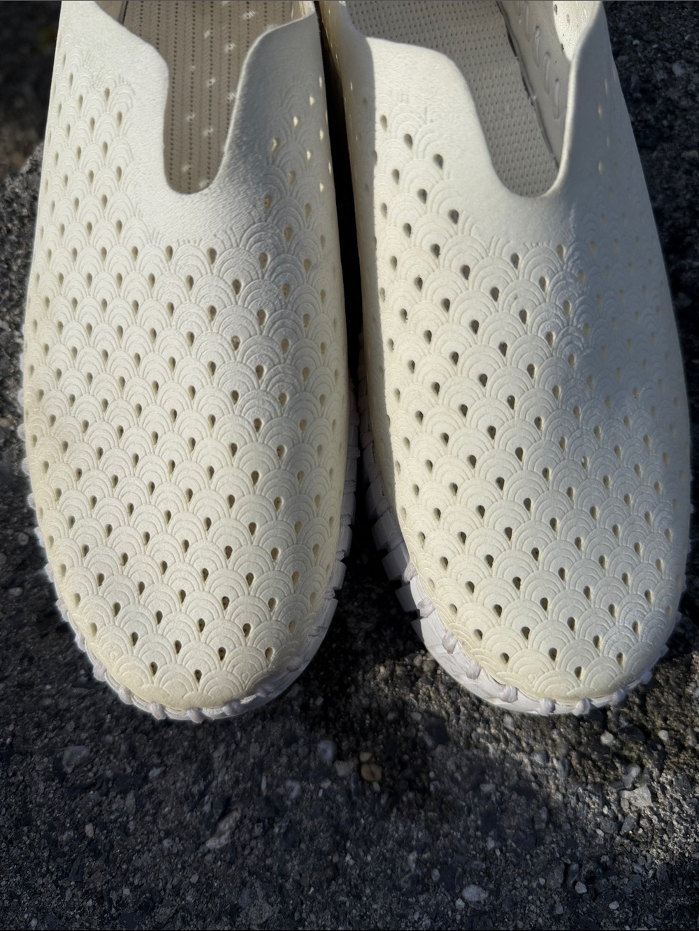Ilse Jacobsen Cream Perforated Slip-On Sneakers